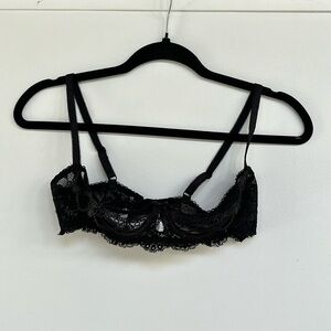 Fashion Nova lacy bra padless | black